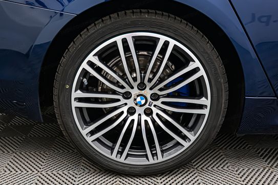 BMW Seria 5 520d xDrive aut