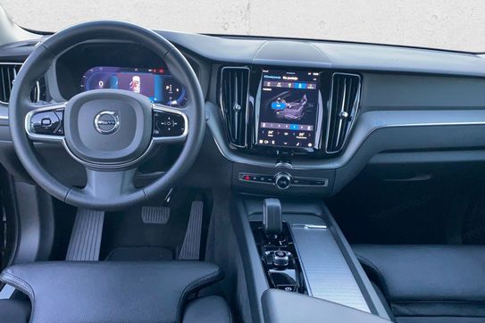 Volvo XC60 B4 D Plus Dark aut