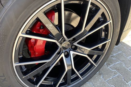 Audi Q8 TFSI e quattro