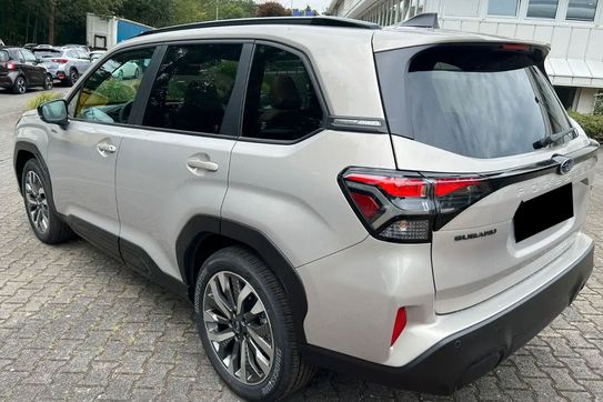 Subaru Forester e-Boxer Platinum  2.0i-L