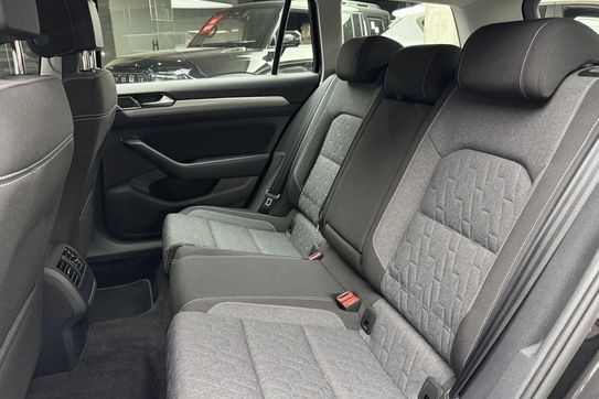 Volkswagen Passat 1.5 TSI Business DSG