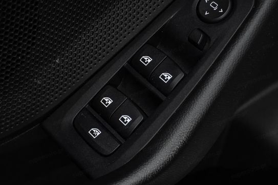 BMW Seria 1 118i Advantage