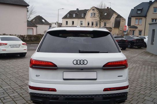 Audi Q7 50 TDI quattro S Line