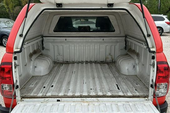 Toyota HiLux 2.4 D-4D Double Cab DLX 4x4