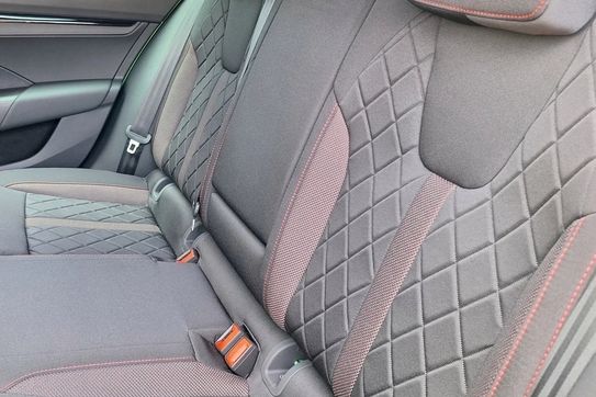 Skoda Octavia RS 2.0 TSI DSG