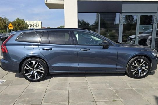 Volvo V60 B4 B Plus Dark