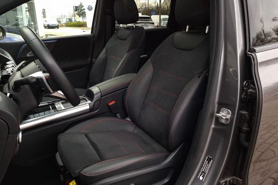 Mercedes B Klasa 250 e PHEV AMG Line 8G-DCT