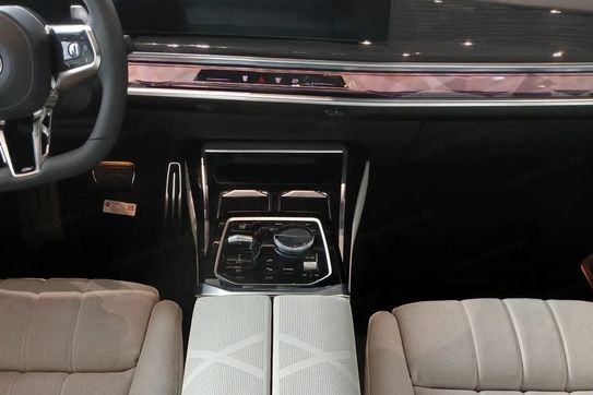 BMW Seria 7 740d xDrive
