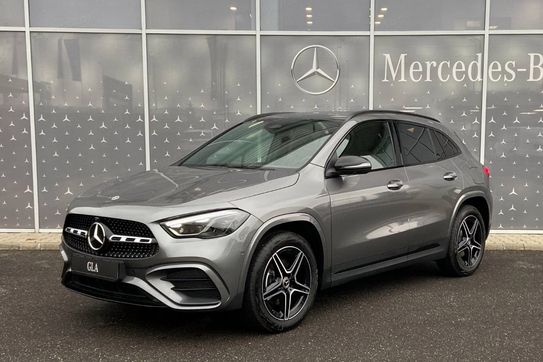 Mercedes GLA 200  AMG Line