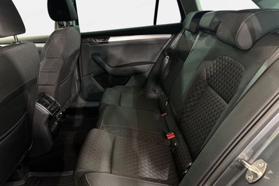 Skoda Superb 2.0 TDI DSG