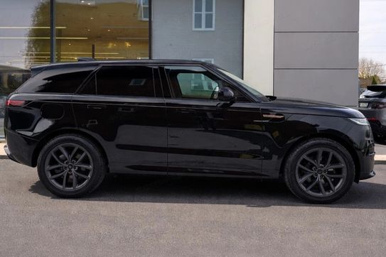 Land Rover Range Rover Sport D300 Dynamic SE