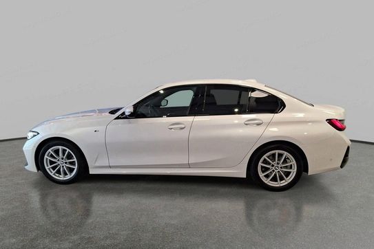 BMW Seria 3 320d xDrive mHEV M Sport aut