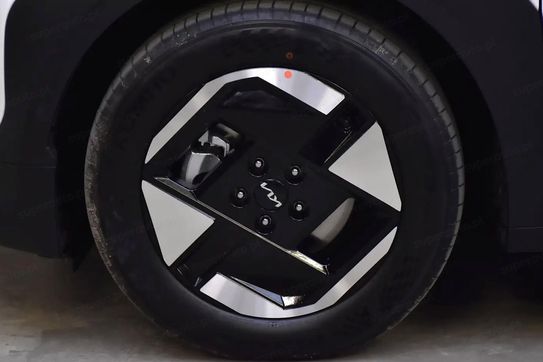 Kia EV3 81.4kWh Earth