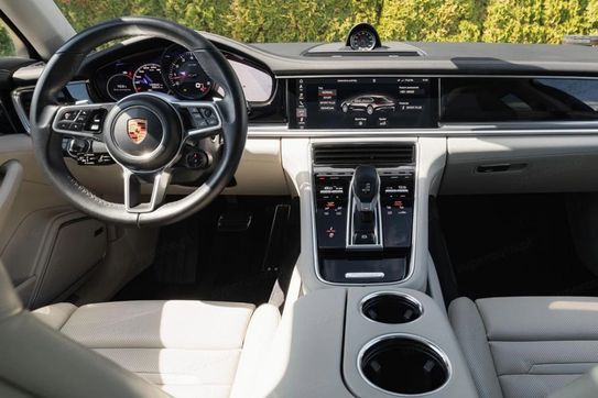 Porsche Panamera 4S Sport Turismo