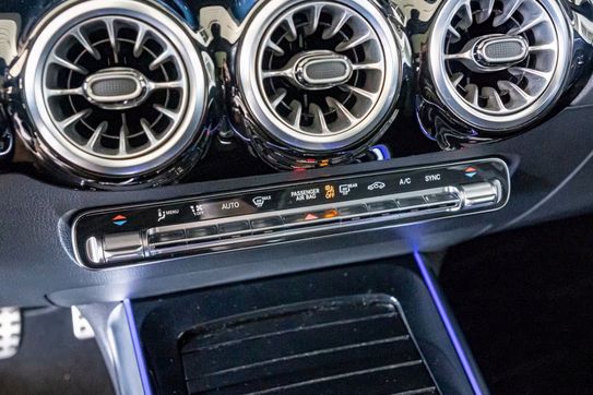 Mercedes GLA AMG 35 4-Matic