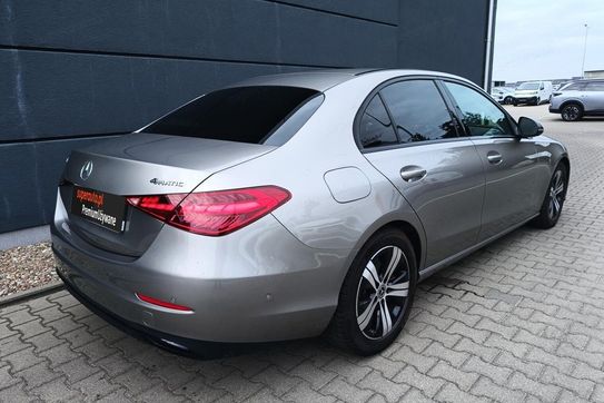 Mercedes Klasa C 300 4MATIC AVANTGARDE