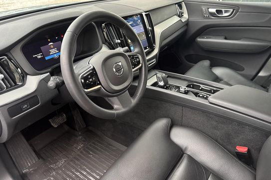 Volvo XC60 B4 B Plus Dark