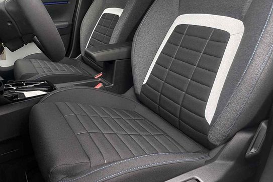 Citroen C3 Plus 1.2 mHEV