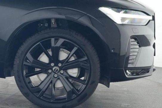 Volvo XC60 B5 B AWD Plus Black Edition aut