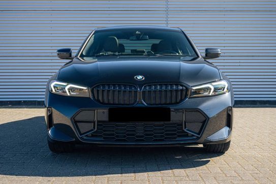 BMW Seria 3 318i M Sport