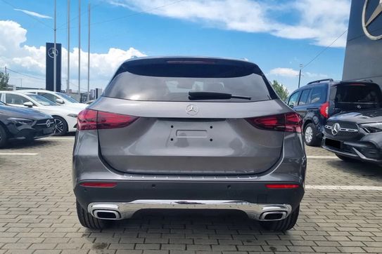Mercedes GLA 220  4-Matic Progressive