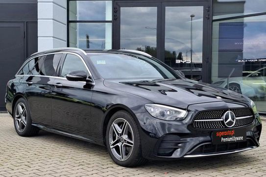 Mercedes Klasa E Kombi 220 d AMG Line