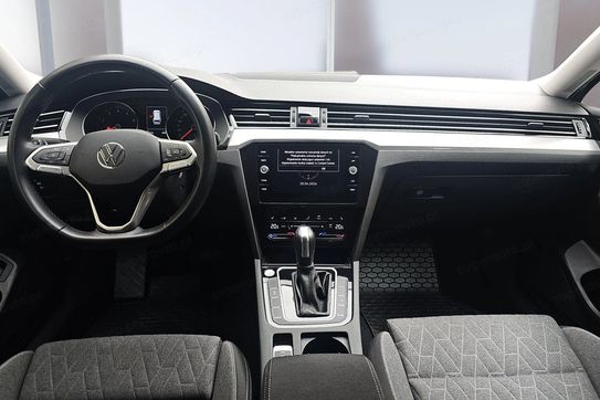 Volkswagen Passat 1.5 TSI Business DSG