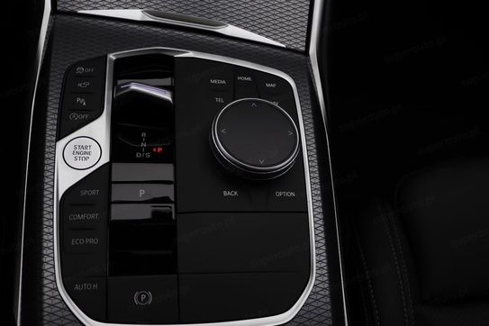 BMW Seria 3 330i xDrive M Sport