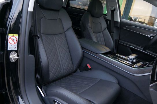 Audi A8 L 60 TFSI e quattro