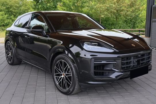 Porsche Cayenne Coupe E-Hybrid Black Edition