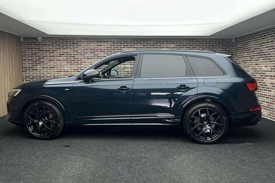 Audi Q7 55 TFSI e quattro S Line