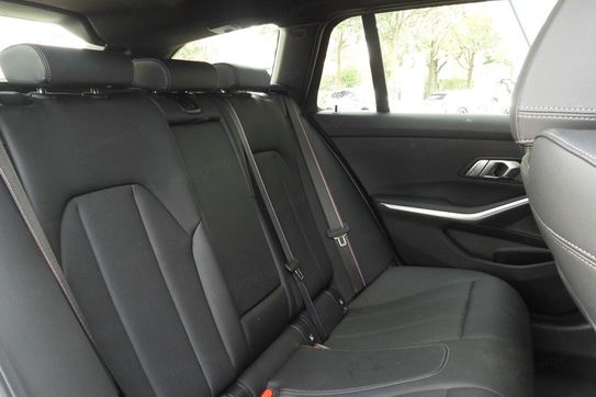 BMW Seria 3 Touring 320d M Sport
