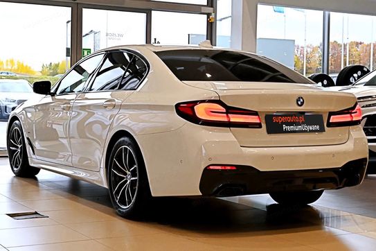 BMW Seria 5 520d xDrive M Sport