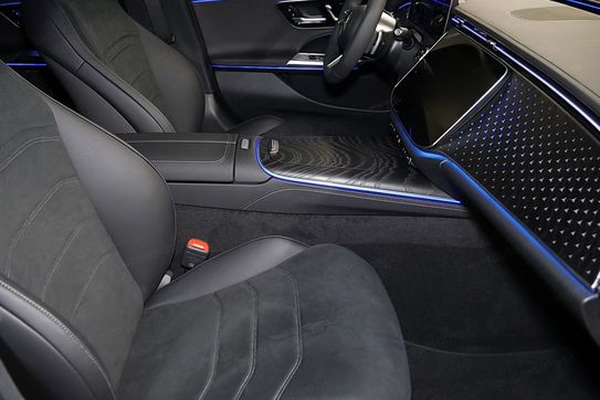 Mercedes E Klasa 220 d 4-Matic AMG