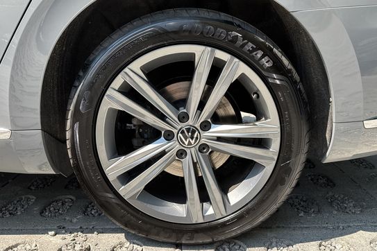 Volkswagen Arteon R-Line  2.0 TDI DSG