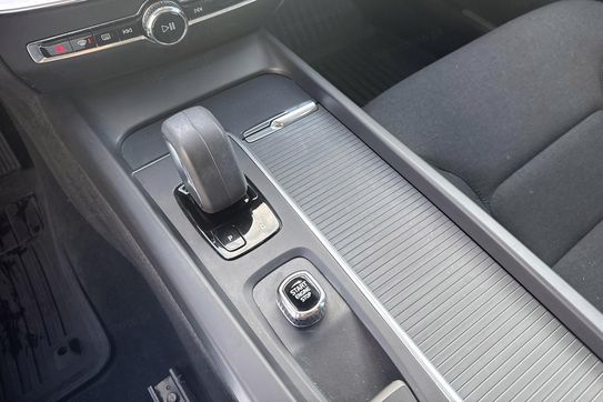 Volvo V60 B3 B Momentum Core