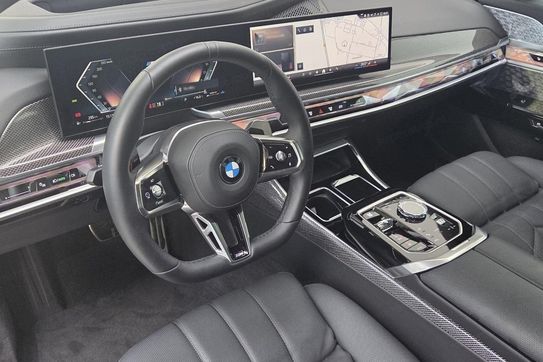 BMW Seria 7 740d xDrive M Sport