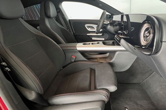 Mercedes CLA 200 AMG Line