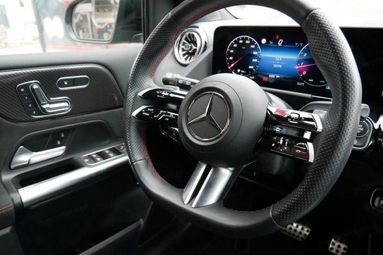 Mercedes B Klasa 220 4MATIC AMG Line
