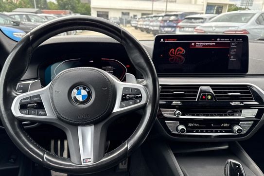 BMW Seria 5 520d xDrive mHEV sport-aut
