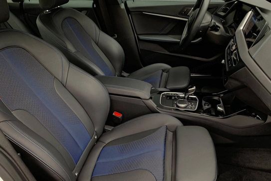 BMW Seria 2 218i M Sport aut