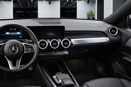 Mercedes GLB 200 7G-DCT