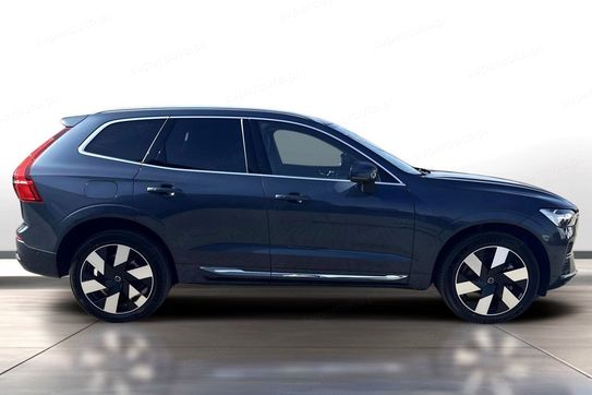 Volvo XC60 T6 Plug-In Hybrid AWD Plus Bright