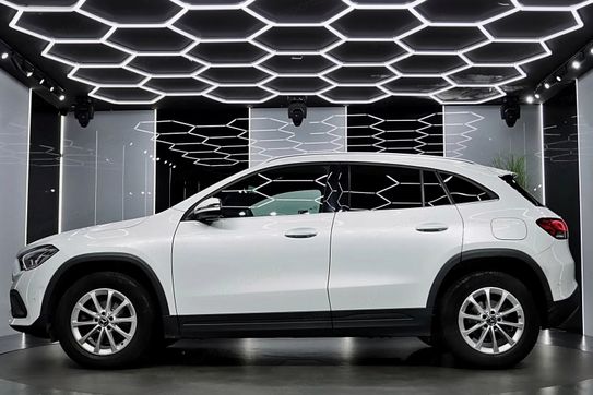 Mercedes GLA 200