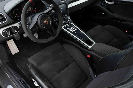 Porsche Cayman 718 Cayman