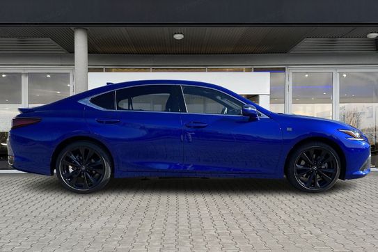 Lexus ES 300h F Sport Design