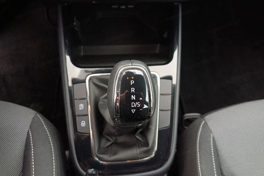 Skoda Fabia 1.0 TSI Selection DSG