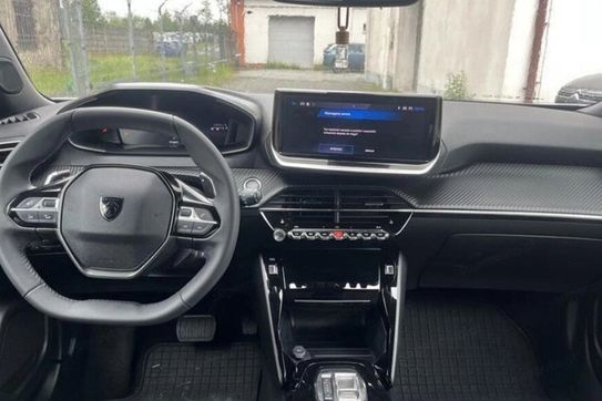 Peugeot 2008 PureTech Allure S&S EAT8