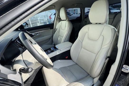 Volvo V90 T8 AWD Plug-In Hybrid Plus Dark aut