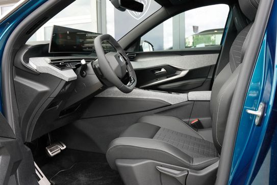 Peugeot 3008 GT e-DCS6 1.2 mHEV